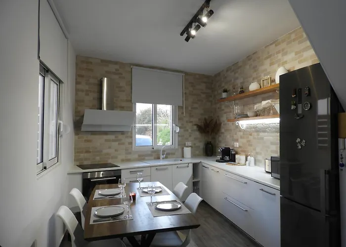 Angelica Сasa de vacaciones Gennadi